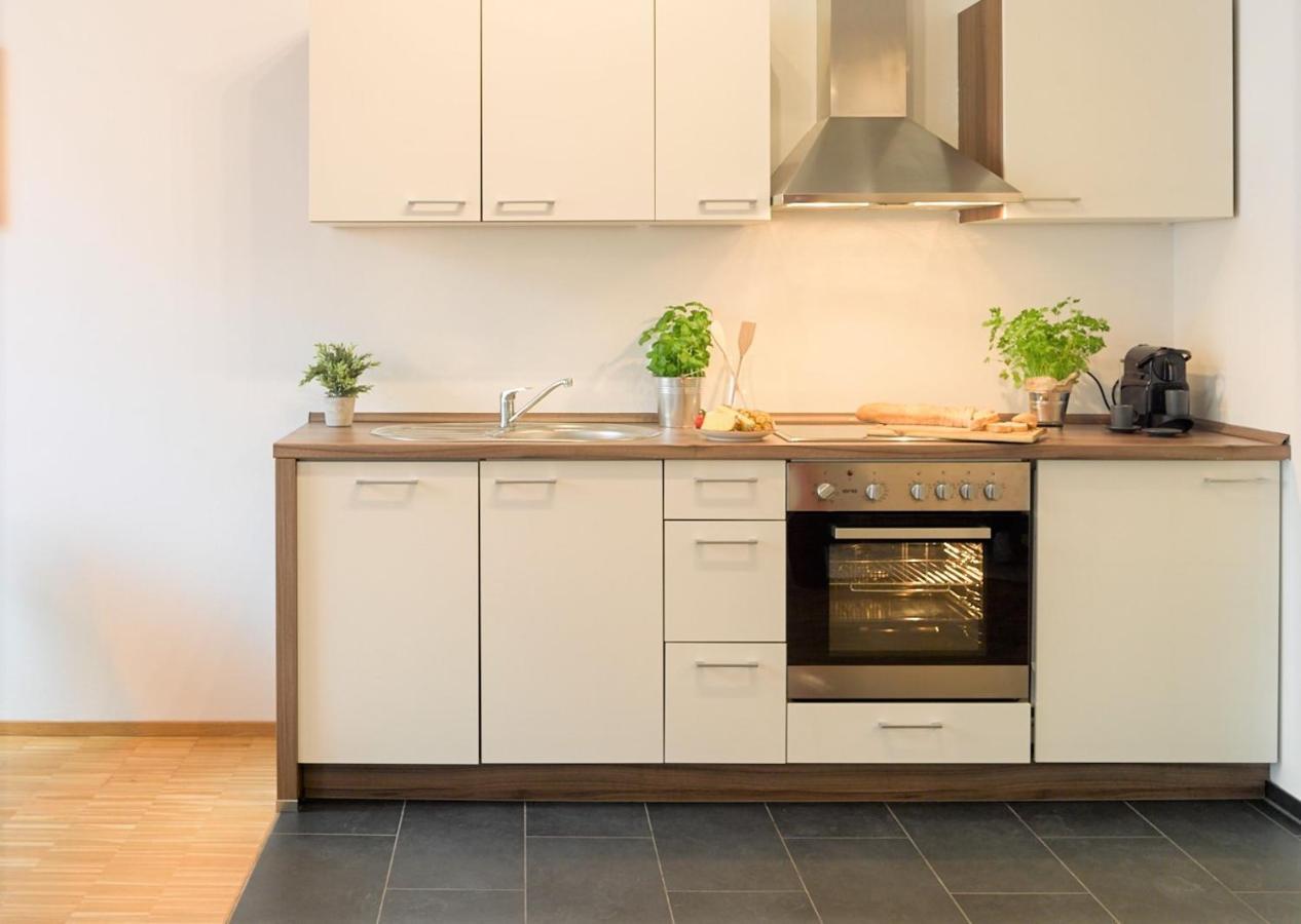 ☆Design Apartment Zentral☆200M Vom Marktplatz☆Ruhige Altstadtlage☆ Reutlingen Ngoại thất bức ảnh
