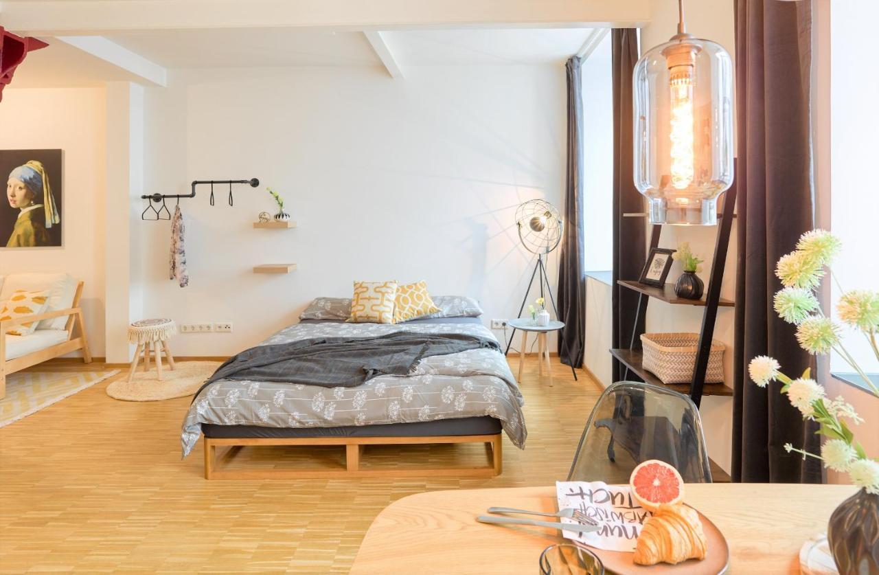☆Design Apartment Zentral☆200M Vom Marktplatz☆Ruhige Altstadtlage☆ Reutlingen Ngoại thất bức ảnh