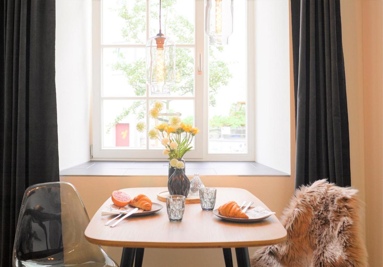 ☆Design Apartment Zentral☆200M Vom Marktplatz☆Ruhige Altstadtlage☆ Reutlingen Ngoại thất bức ảnh