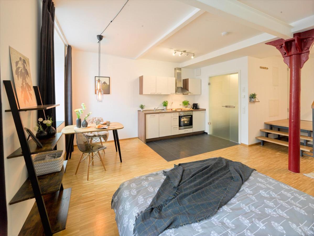 ☆Design Apartment Zentral☆200M Vom Marktplatz☆Ruhige Altstadtlage☆ Reutlingen Ngoại thất bức ảnh