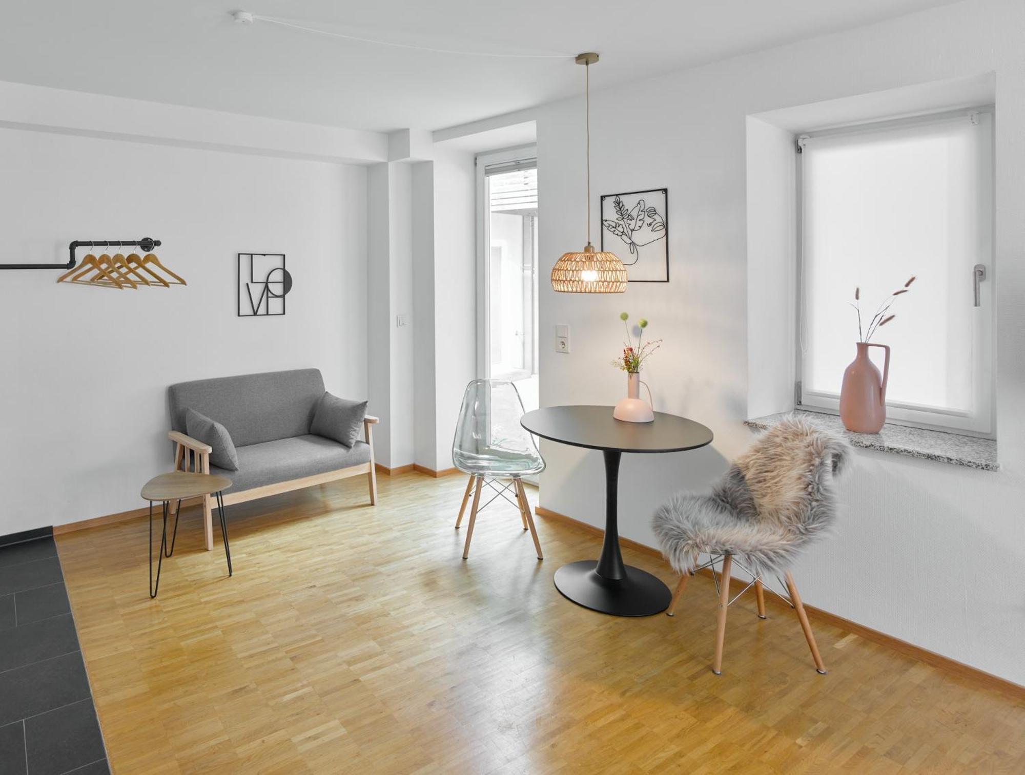 ☆Design Apartment Zentral☆200M Vom Marktplatz☆Ruhige Altstadtlage☆ Reutlingen Ngoại thất bức ảnh