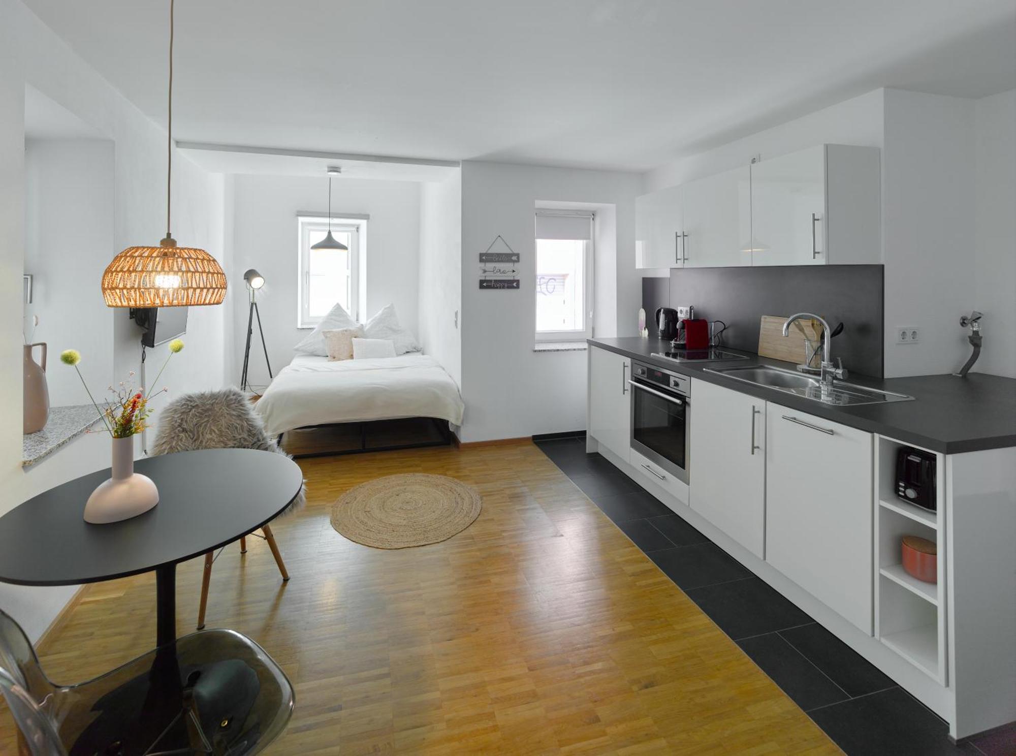 ☆Design Apartment Zentral☆200M Vom Marktplatz☆Ruhige Altstadtlage☆ Reutlingen Ngoại thất bức ảnh